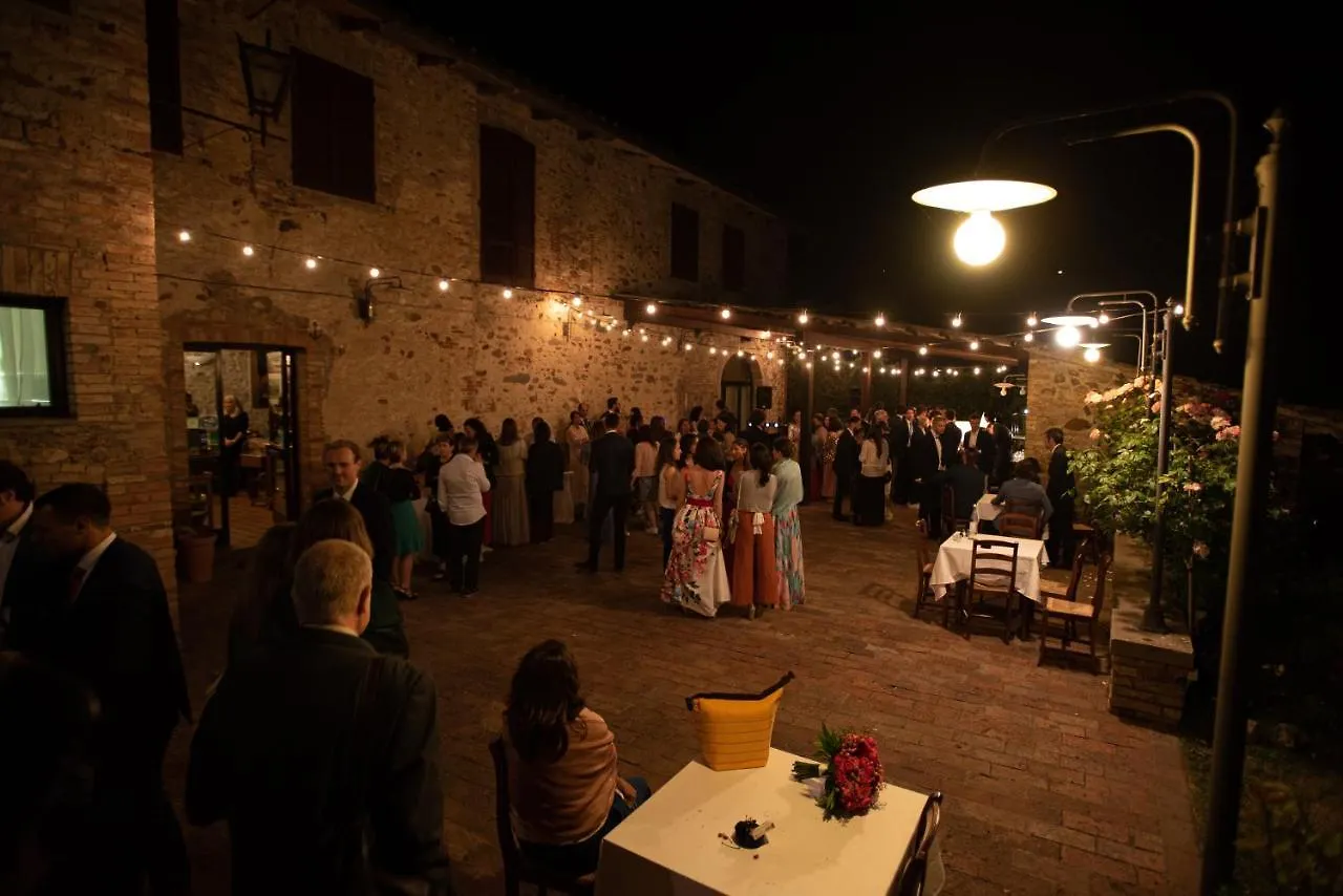 Albergo Ristorante Da Vestro Monticiano Italy