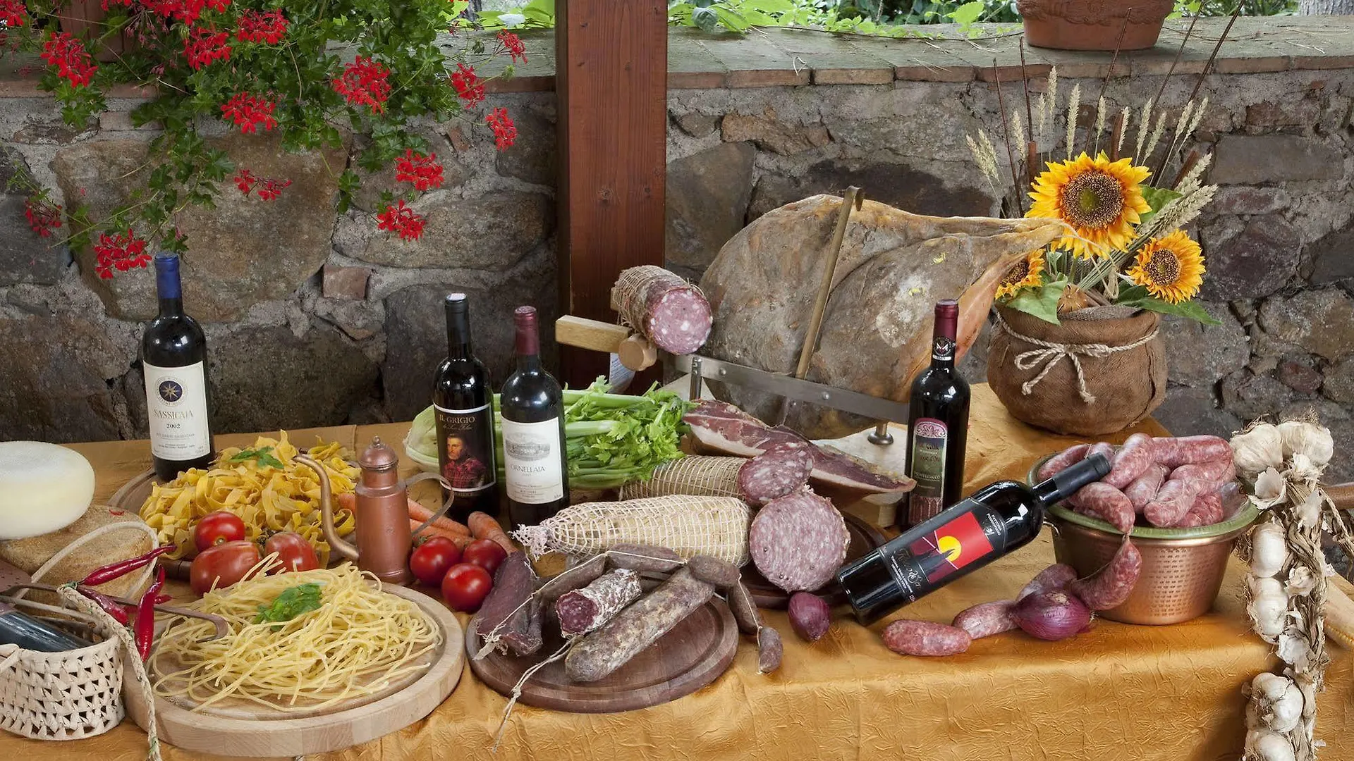 Albergo Ristorante Da Vestro Monticiano 2*,  Italy