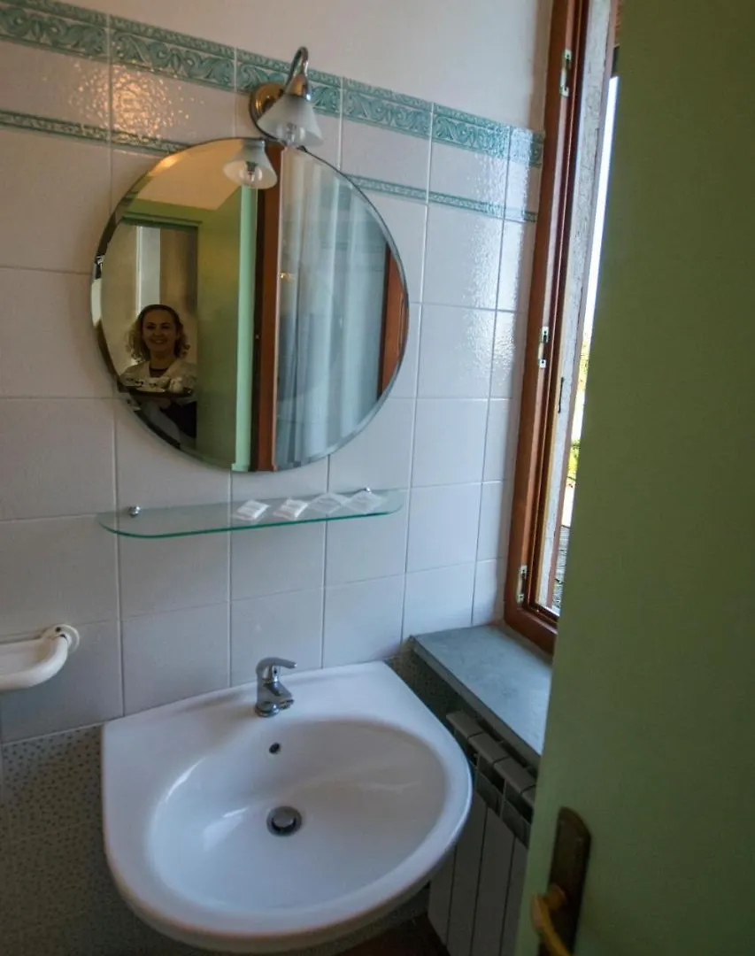Albergo Ristorante Da Vestro Monticiano Hotel